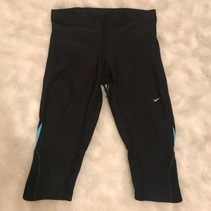 Nike Cropped Legging